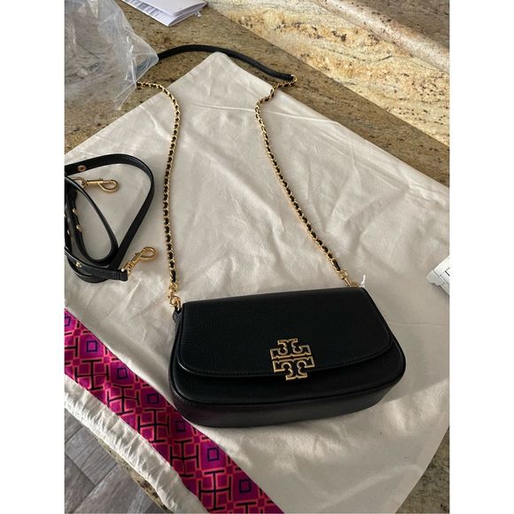 New Tory Burch Britten Convertible Crossbody Bag With Gold Hardware - Picture 11 of 11